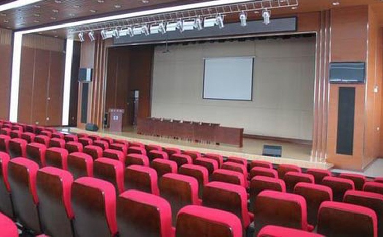 湖北荊（jīng）門大型會議室聚酯（zhǐ）纖維吸音（yīn）板聲學工程-1