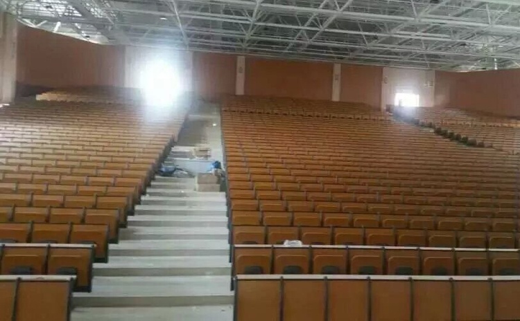 湖南（nán）湘西大禮堂報告廳a級玻鎂吸音板聲學（xué）工（gōng）程-1